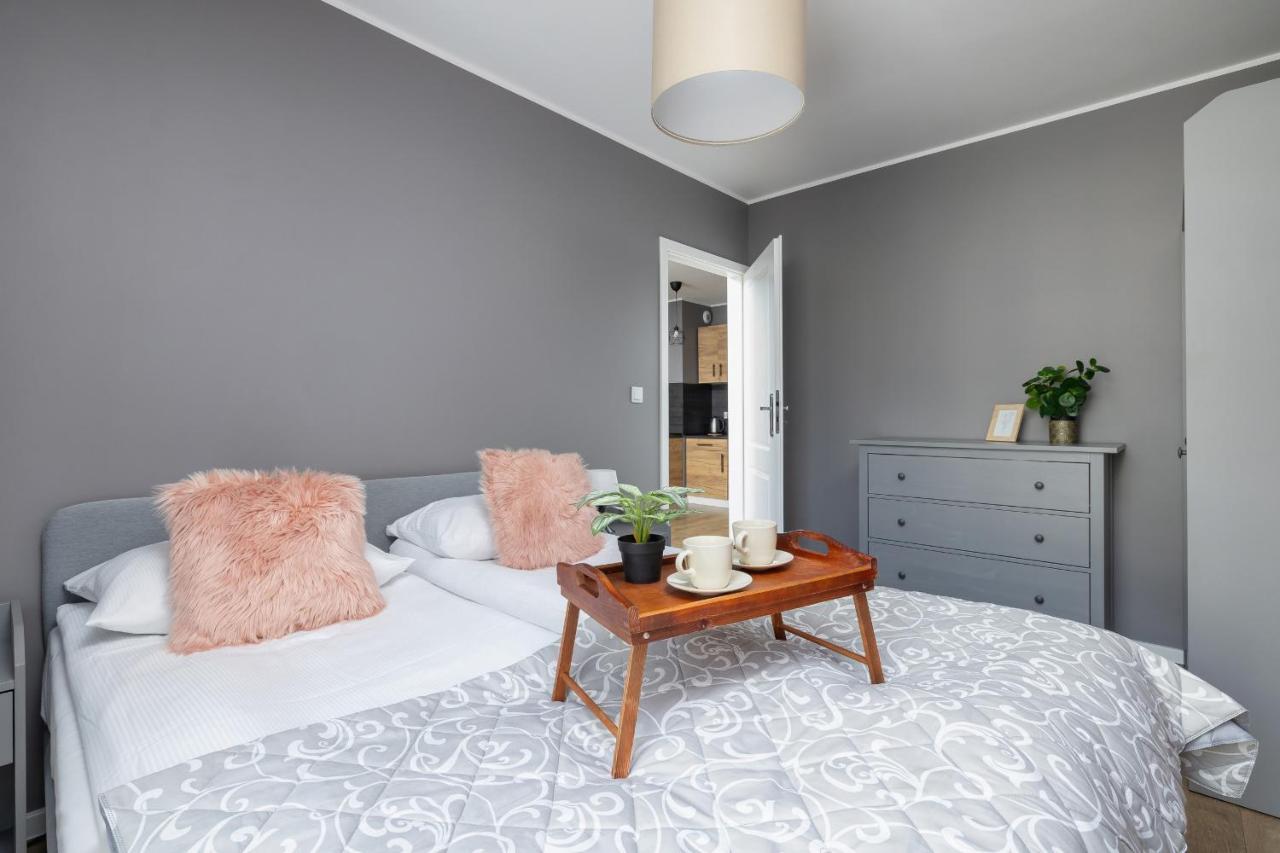 Comfy Apartment Pachonskiego With Parking In Krakow By Noclegi Renters Zewnętrze zdjęcie