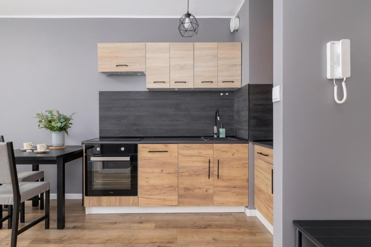 Comfy Apartment Pachonskiego With Parking In Krakow By Noclegi Renters Zewnętrze zdjęcie