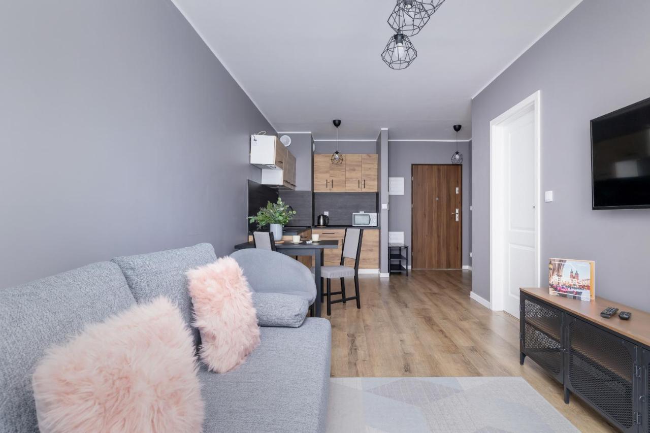 Comfy Apartment Pachonskiego With Parking In Krakow By Noclegi Renters Zewnętrze zdjęcie