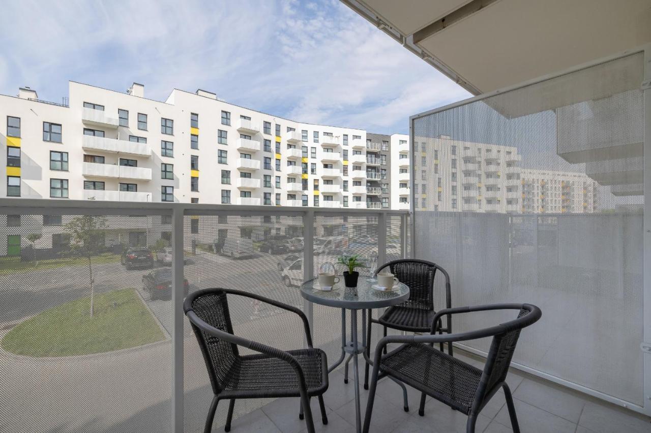 Comfy Apartment Pachonskiego With Parking In Krakow By Noclegi Renters Zewnętrze zdjęcie